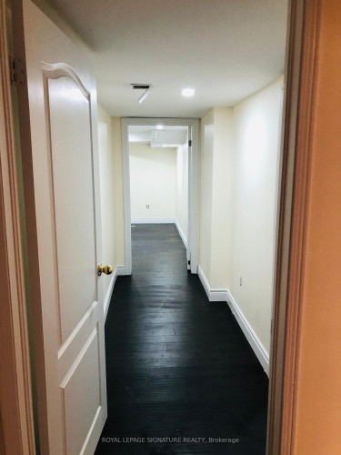 2-143 Crystal Glen Crescent, Brampton, ON - Indoor Photo Showing Other Room