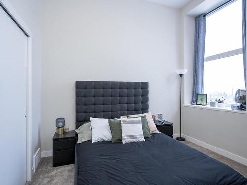 3308 96 High Street N, Thunder Bay, ON - Indoor Photo Showing Bedroom