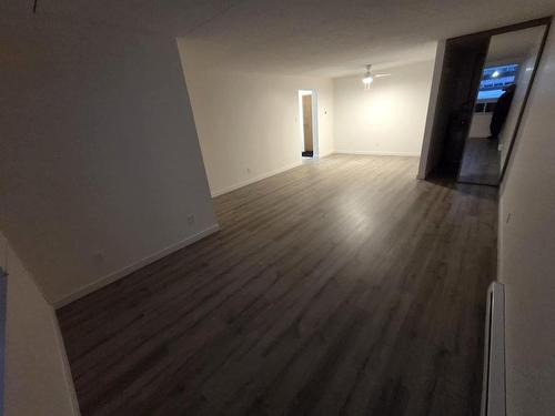 140 725 James Street S, Thunder Bay, ON - Indoor Photo Showing Other Room