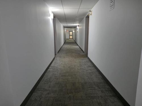 140 725 James Street S, Thunder Bay, ON - Indoor Photo Showing Other Room