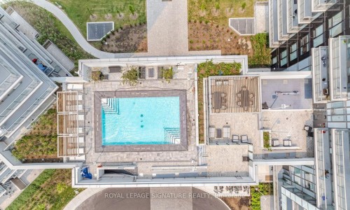 808-4675 Metcalfe Avenue, Mississauga, ON - Outdoor