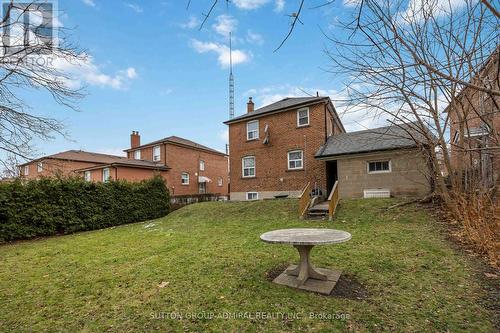 31 Dell Park Avenue, Toronto, ON - Outdoor