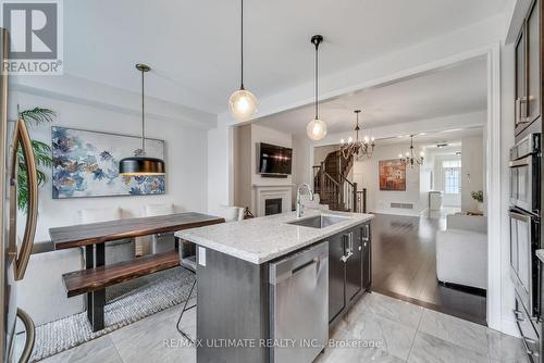 37 Zenith Avenue, Vaughan, ON - Indoor Photo Showing Kitchen With Upgraded Kitchen