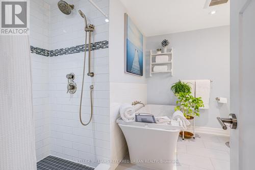 126 Beaver Bend Crescent, Toronto, ON - Indoor Photo Showing Bathroom
