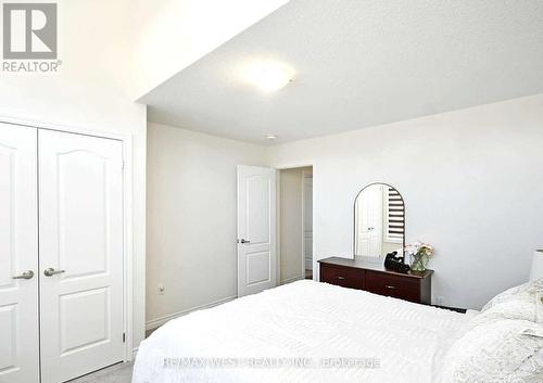2Nd+Main - 25 Faders Drive, Brampton, ON - Indoor Photo Showing Bedroom