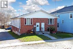 32 & 34 RIVER STREET  Thorold, ON L0S 1K0