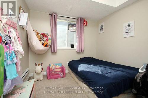 32 & 34 River Street, Thorold, ON - Indoor Photo Showing Bedroom