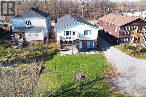 32 & 34 River Street, Thorold, ON - Outdoor