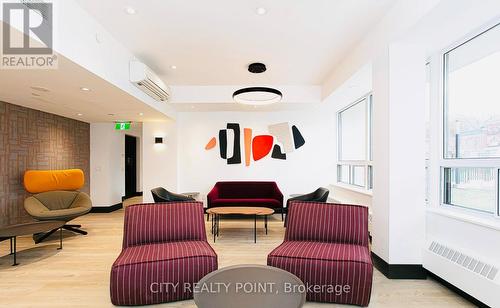 507 - 666 Spadina Avenue, Toronto, ON - Indoor Photo Showing Other Room