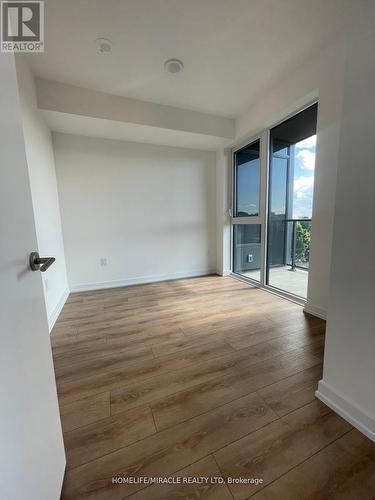 505 - 500 Dupont Street, Toronto, ON - Indoor Photo Showing Other Room