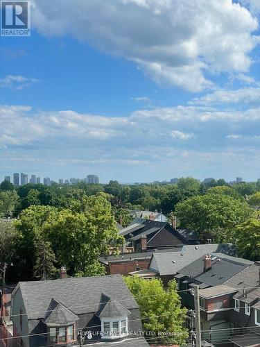505 - 500 Dupont Street, Toronto, ON - Outdoor With View