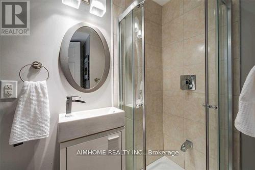 Th#2 - 360 R Dundas Street E, Toronto, ON - Indoor Photo Showing Bathroom