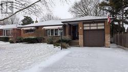 98 LAURIER AVENUE  Hamilton, ON L9C 3S4