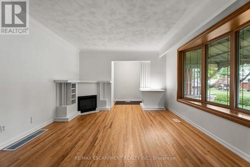 98 Laurier Avenue, Hamilton, ON - Indoor With Fireplace