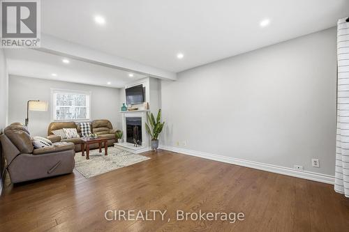 27 Pine Avenue S, Mississauga, ON - Indoor With Fireplace