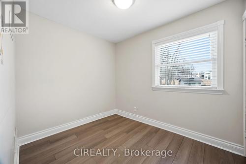 27 Pine Avenue S, Mississauga, ON - Indoor Photo Showing Other Room
