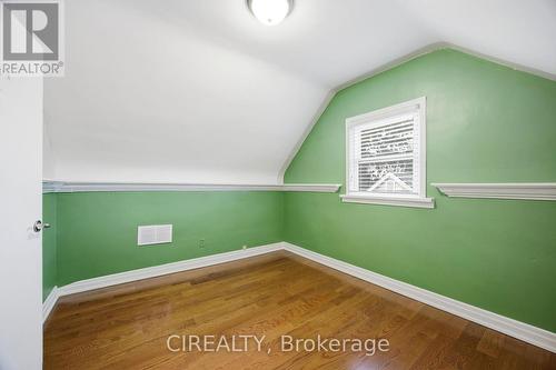 27 Pine Avenue S, Mississauga, ON - Indoor Photo Showing Other Room