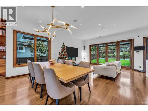 2227 Haywood Avenue, West Vancouver, BC - Indoor