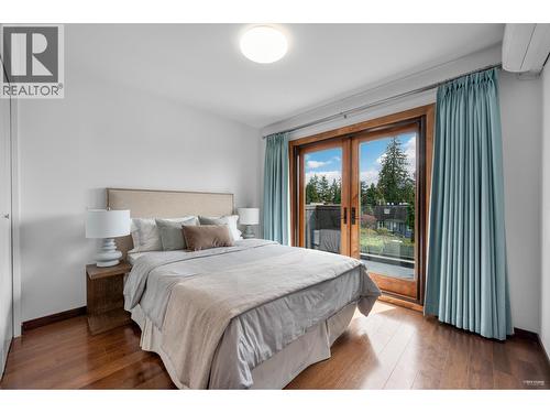 2227 Haywood Avenue, West Vancouver, BC - Indoor Photo Showing Bedroom