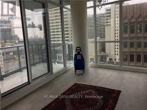 902 - 30 Roehampton Avenue, Toronto, ON -  Photo Showing Other Room