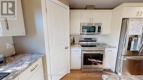 120 Edison Street, St. Marys, ON - Indoor Photo Showing Kitchen