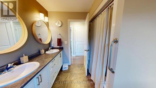 120 Edison Street, St. Marys, ON - Indoor Photo Showing Bathroom