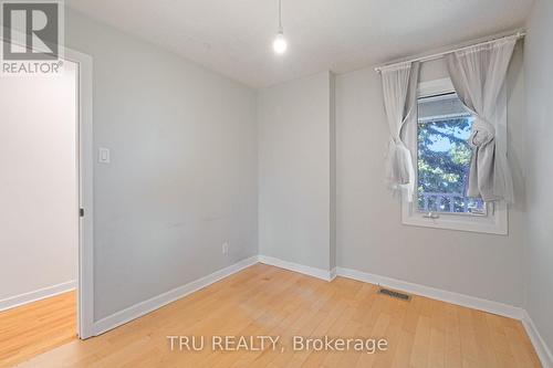 12 Apache Crescent, Ottawa, ON - Indoor Photo Showing Other Room