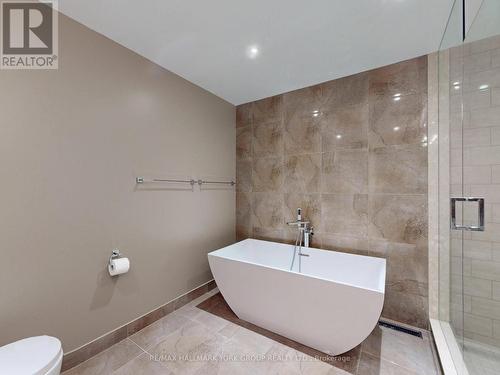 139 John West Way, Aurora, ON - Indoor Photo Showing Bathroom