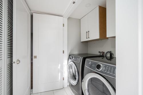 13261 66B Avenue, Surrey, BC - Indoor Photo Showing Laundry Room