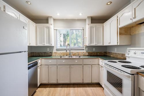 13261 66B Avenue, Surrey, BC - Indoor Photo Showing Kitchen With Double Sink