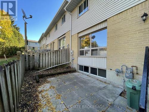 35 Waterman Avenue, London South (South R), ON - Outdoor With Exterior