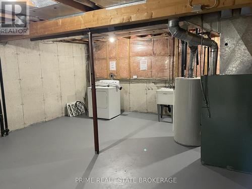 35 Waterman Avenue, London South (South R), ON - Indoor