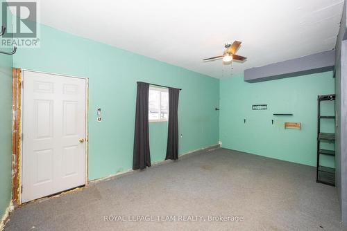 7 Coolbrook Cr Crescent, Ottawa, ON - Indoor Photo Showing Other Room
