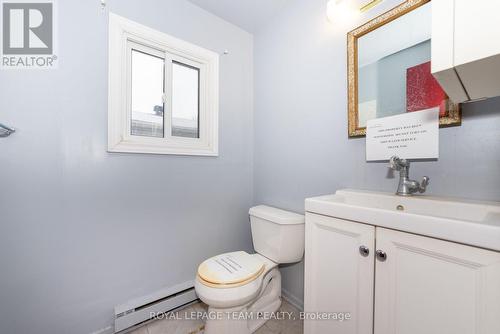 7 Coolbrook Cr Crescent, Ottawa, ON - Indoor Photo Showing Bathroom