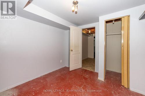 7 Coolbrook Cr Crescent, Ottawa, ON - Indoor Photo Showing Other Room