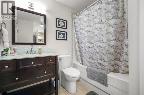 208 1638 6Th Avenue, Prince George, BC - Indoor Photo Showing Bathroom