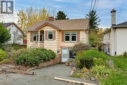 3312 Kingsley St  Saanich, BC V8P 4J9