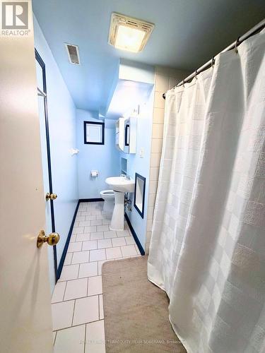 Bsmt - 41 Bainbridge Avenue, Toronto, ON - Indoor Photo Showing Bathroom