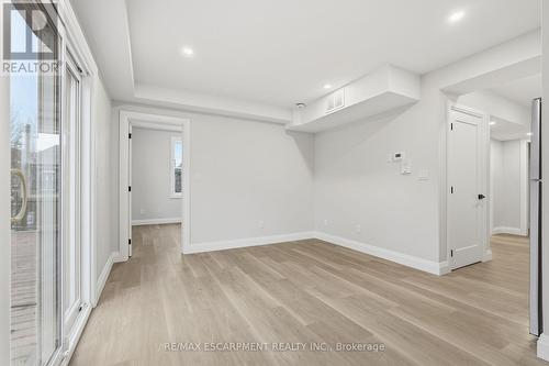 4 - 231 Park Street N, Hamilton, ON - Indoor Photo Showing Other Room