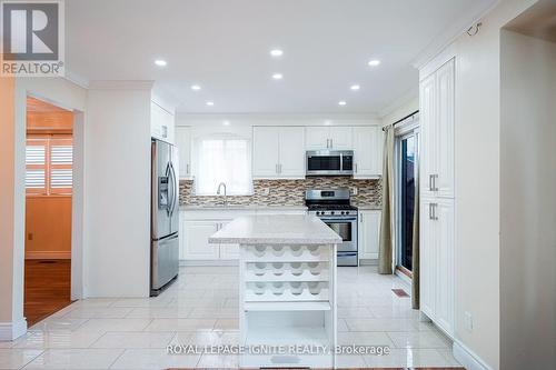 Main - 265 Wright Crescent, Ajax, ON - Indoor Photo Showing Kitchen With Upgraded Kitchen