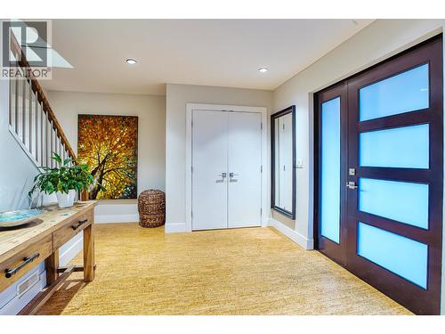 1096 Glade Court, Port Coquitlam, BC - Indoor Photo Showing Other Room