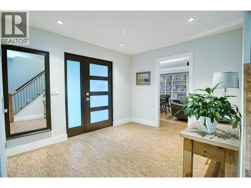 1096 Glade Court, Port Coquitlam, BC - Indoor Photo Showing Other Room