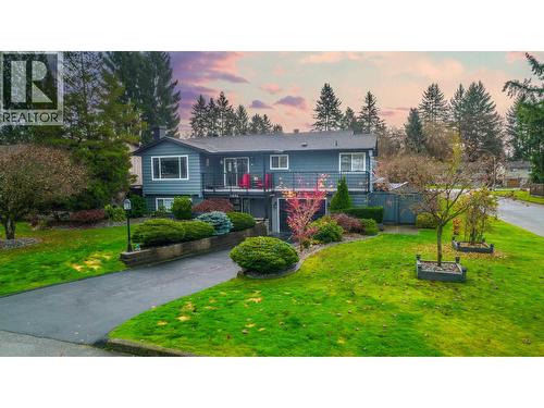 1096 Glade Court, Port Coquitlam, BC - Outdoor With Facade