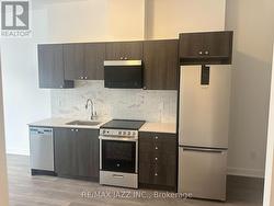 A102 - 705 DAVIS DRIVE  Newmarket (Huron Heights-Leslie Valley), ON L2Y 0J1