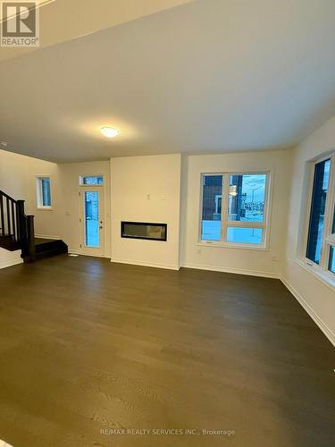 62 Gretzky Avenue, Barrie, ON - Indoor