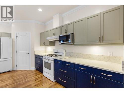 158 1702 Dyke Road, Quesnel, BC - Indoor Photo Showing Kitchen