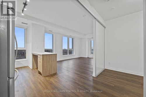 615 - 286 Main Street, Toronto, ON - Indoor Photo Showing Other Room