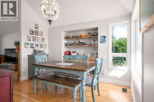 10091 View St, Chemainus, BC - Indoor Photo Showing Dining Room