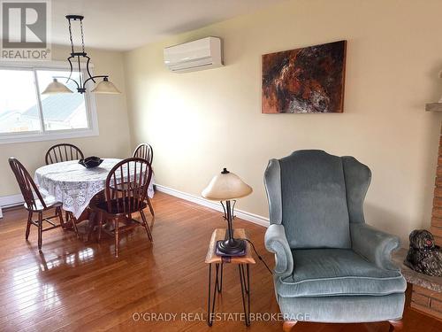 4472 Lords Mills Road, Augusta, ON - Indoor