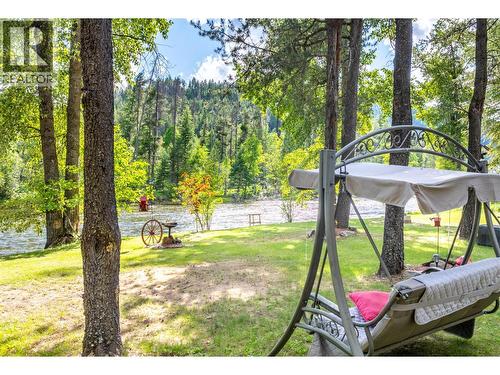 6996 95 Highway, Kingsgate, BC 